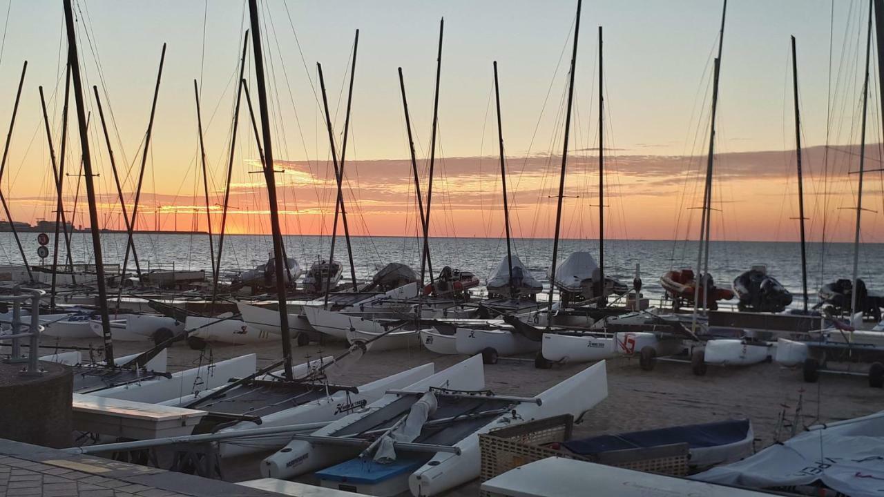 Duinbergen Laguna Beach Knokke-Heist Exteriör bild